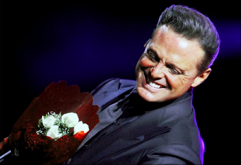 Luis Miguel le canta a un amor perdido en su nuevo sencillo