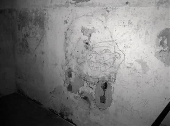 El lado oscuro, según las leyendas cibernéticas, apunta a que es una creación del asesino estadounidense Henry Lee Lucas